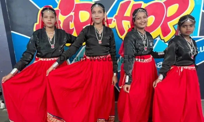 MOONLIGHT DANCE CLASS